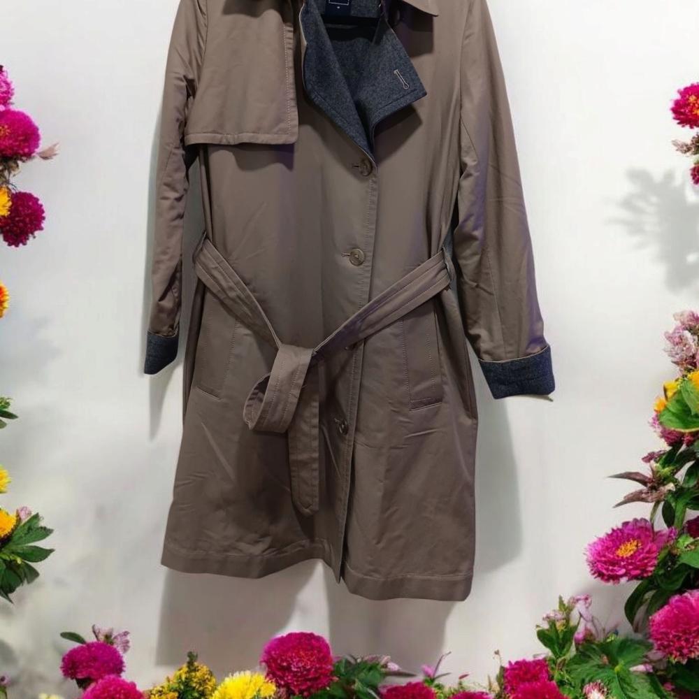 GAP Tan Trench Coat Classic Belted Design